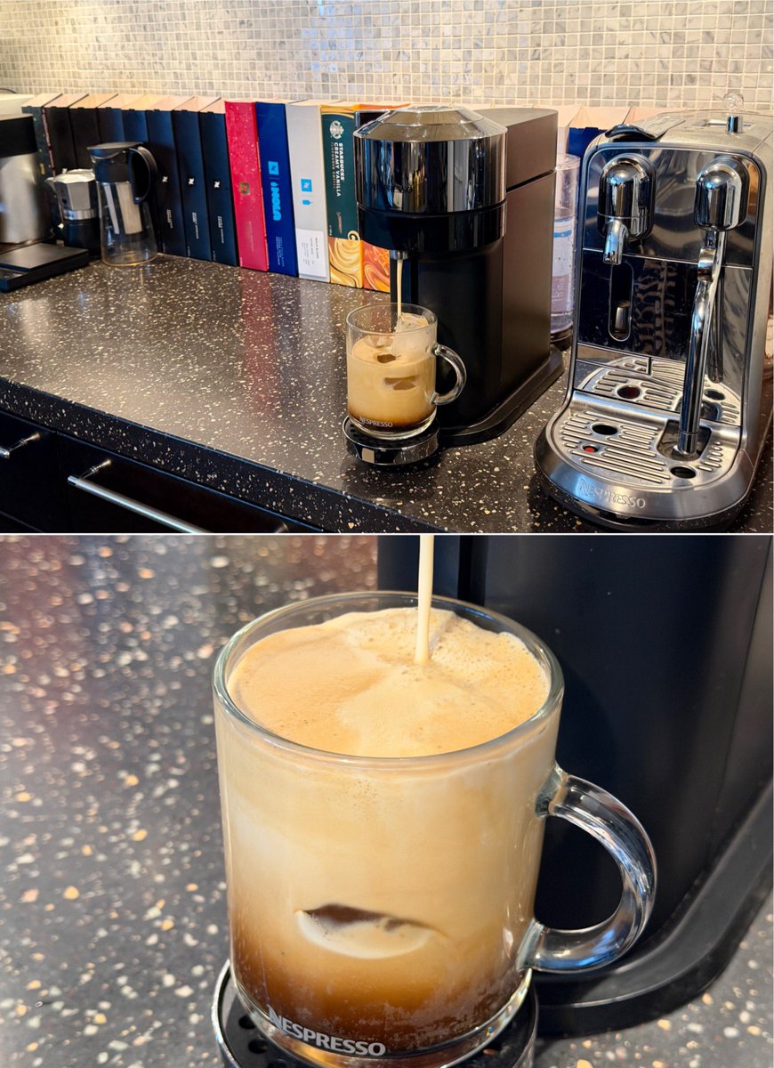 hidebusa1's tweet photo. ネスプレッソさんからご提供頂いたブルーボトルコーヒーとコラボのヴァーチュオ製品「ボールドブレンド」「ノラスタイル」ボールドブレンドをアイスで抽出し屋外で。ブラジルとコロンビア アラビカ種100％ブレンド。美味い😋 #PR #ネスプレッソテイストメーカー #ヴァーチュオ #ノラスタイルブレンド https://t.co/F9AJhWkV4w