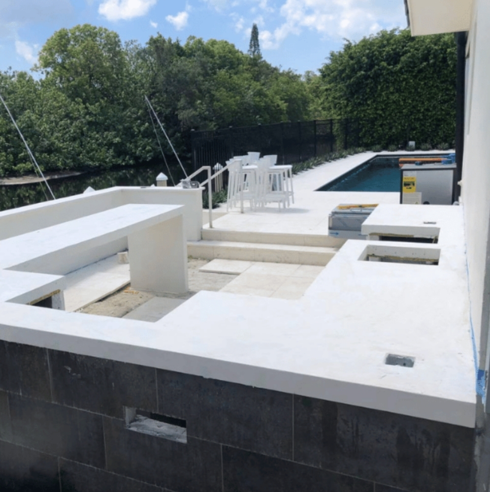 DesignsKoncrete's tweet image. Outdoor living, upgraded 🌴 Custom concrete kitchens by Koncrete Art are built for functionality and style, creating fully customizable spaces perfect for entertaining and everyday use.
#KoncreteArt #OutdoorKitchen #LuxuryLiving