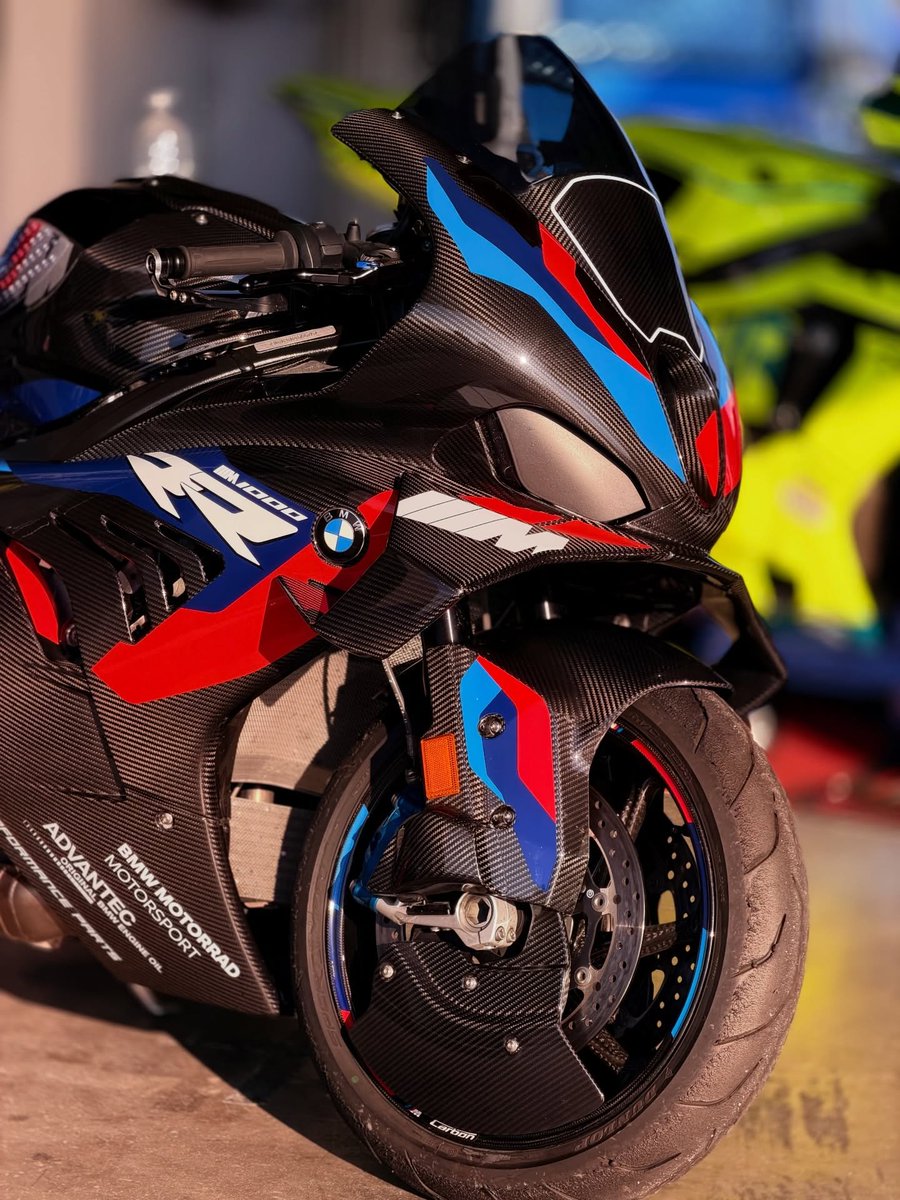 MoreMotorcycles's tweet image. #BMW M1000RR

📷
threads.com/@versaceoz_off…