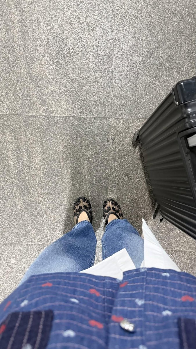 MotivationDsg's tweet photo. Mba makasih banget udah spill flatshoes lucu ini 😭 🫵 sebagus itu 🙏🏻🙏🏻 https://t.co/jAqQFS08LC