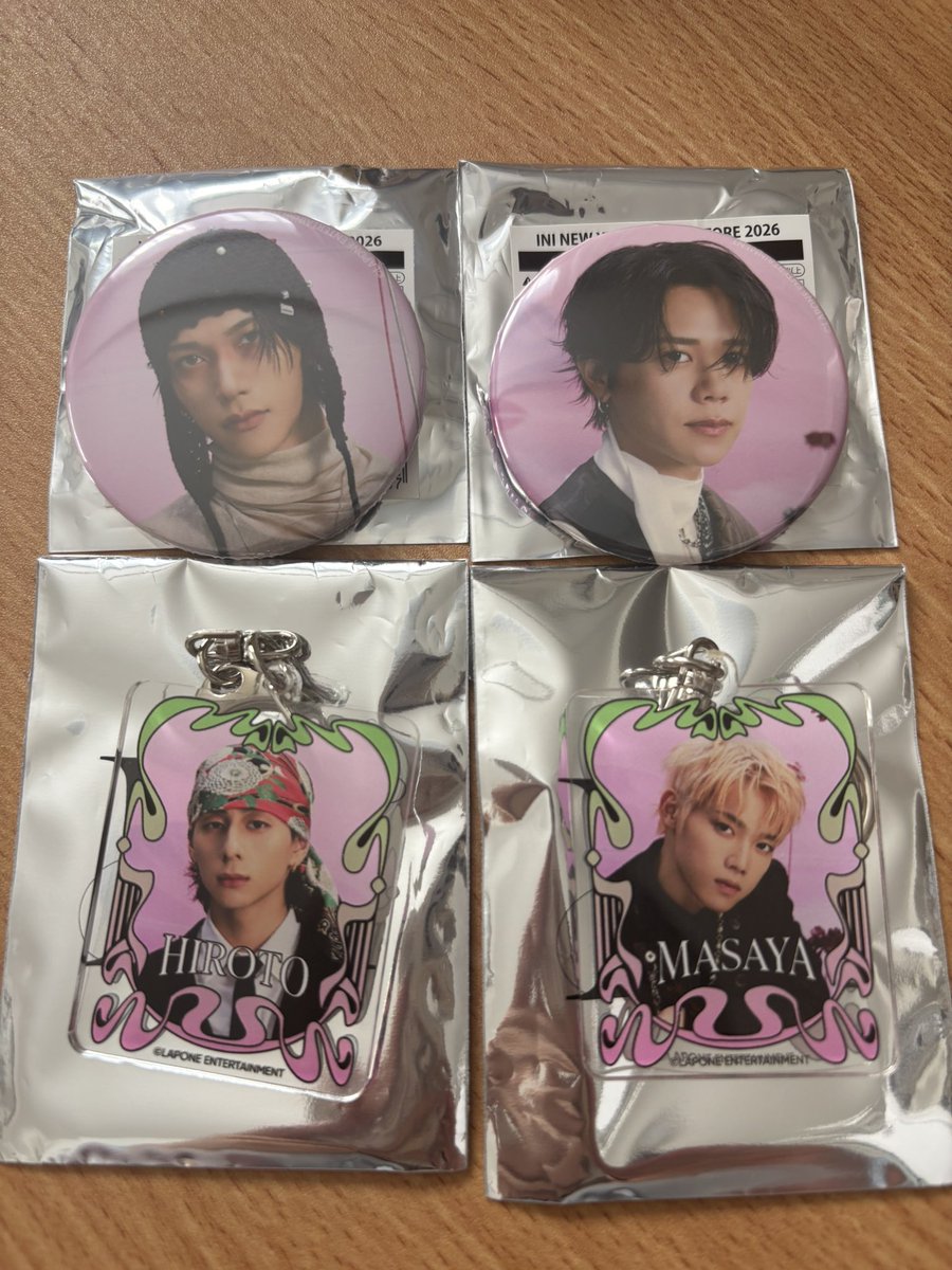 __166_66's tweet photo. INI NEW YEAR POPUP STORE 2026
ポップアップ 交換

【譲】
缶バッジ 池﨑 藤牧
アクリルキーホルダー 木村 西
トレカは画像参照

【求】髙塚 過去トレカ、グッズもしくは買取
※グッズはPOP-UP分は揃っているので求めていません

郵送または札幌手渡し
お気軽にお声掛けください💭

 #INI交換 https://t.co/CdQAo6wOxy