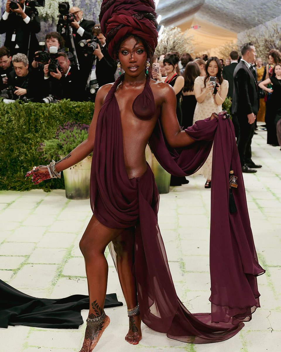 viewsfrance's tweet photo. Doechii au Met Gala 2026 🪡

Crédits : Getty https://t.co/FLUyTJI3qz