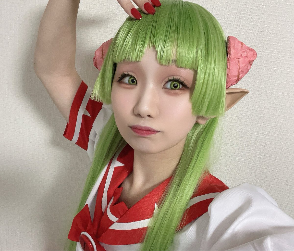 毒飴🍀︎次回コスプレ→レイナちゃん💚 tweet media