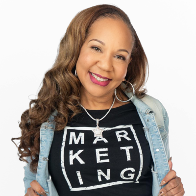 PodcastGuests's tweet image. Brandi Starr is a #Marketing #Catalyst: Leveraging tech for cohesive communication and growth, while leading with authenticity. Book her on your podcast.
podcastguests.com/expert/brandis…