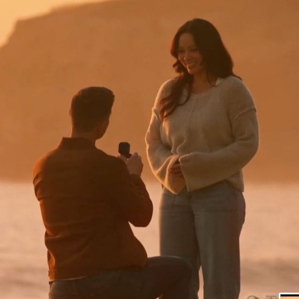sunflwroneil's tweet photo. good fucking bye 

#therookiespoilers https://t.co/wSYfjSIfa8