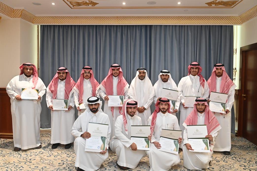 وكالة الجامعة للدراسات العليا والبحث العلمي tweet media