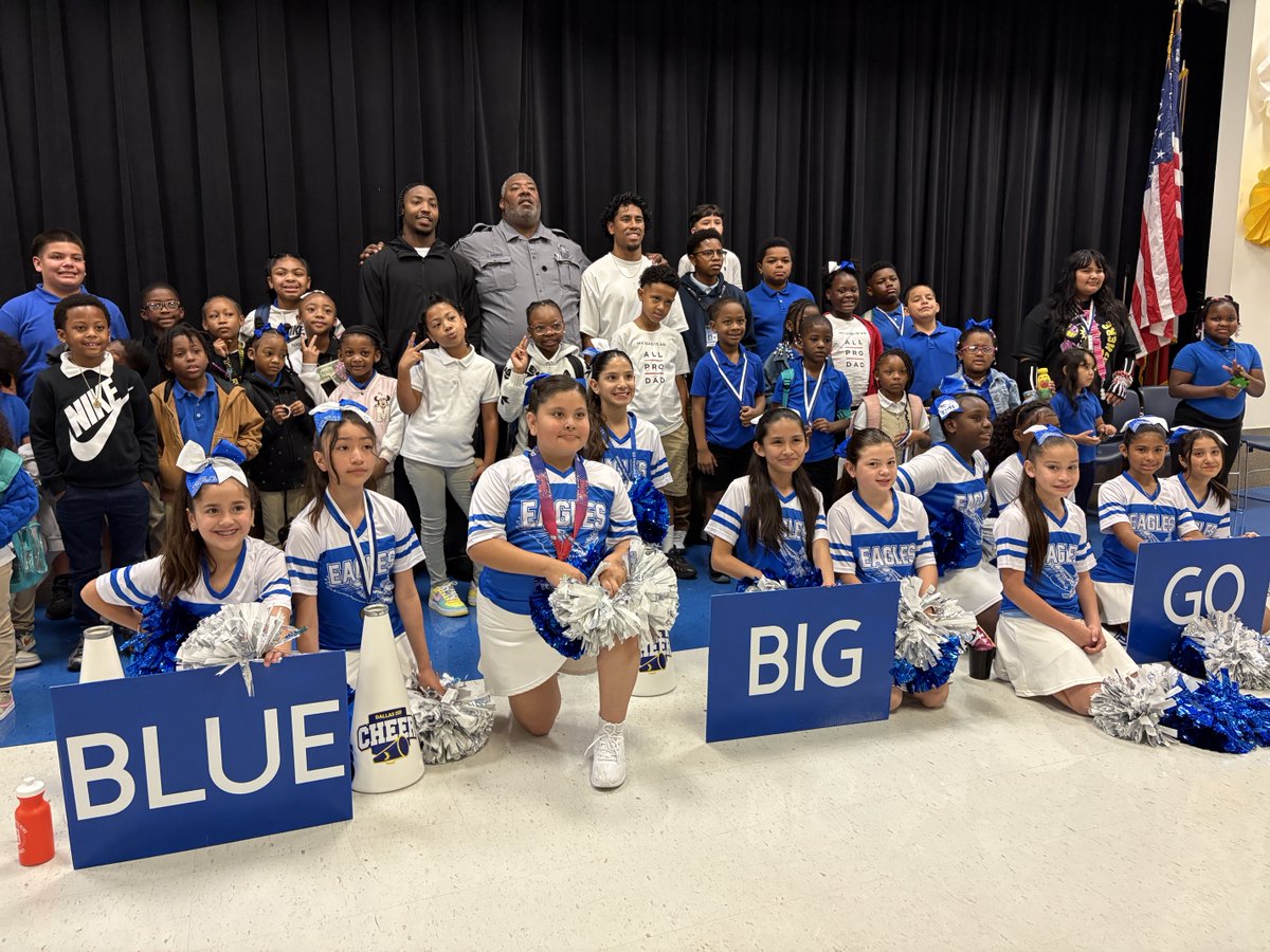 dallasschools's tweet photo. 🏈💪🏾 Former @SOCHighSchool state champs, now football stars at @SMU, returned home to motivate the next generation! 

Read more below. 
https://t.co/0cC9Xbk6qg https://t.co/bD77afbnoR