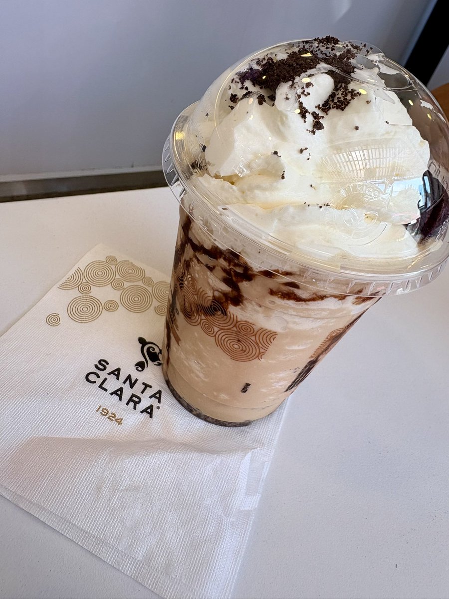 andy71soto's tweet photo. Una pausa y a seguir.... 😋☺️😅☺️😋

#Frappe 
#Calors https://t.co/0H127featG