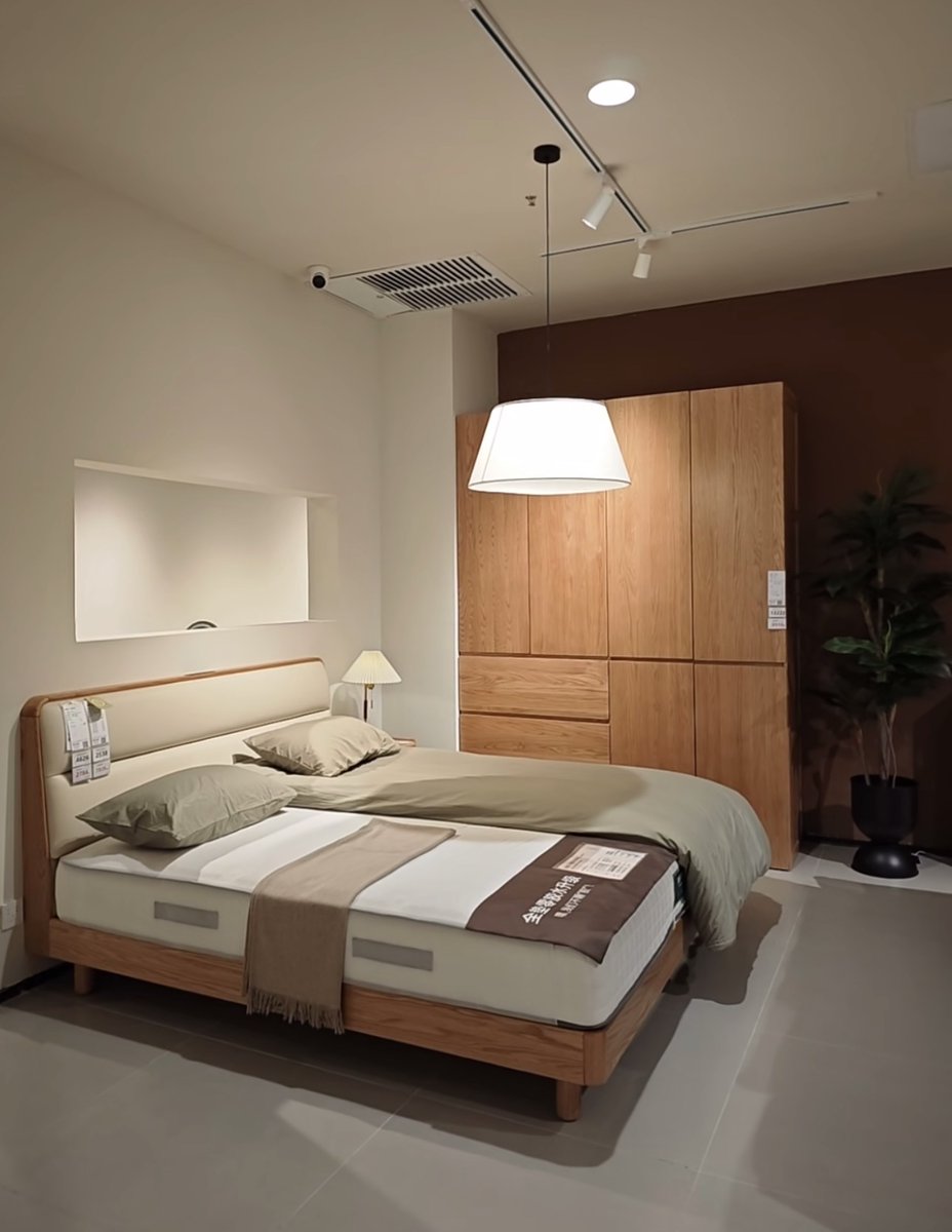 GVAwoodUSA's tweet image. Solid wood furniture brings calm, warmth, and lasting comfort into everyday living. Clean lines, natural tones, and practical design create balanced, refined interiors. #homedecor #interiordesign #furniture

Available on Amazon