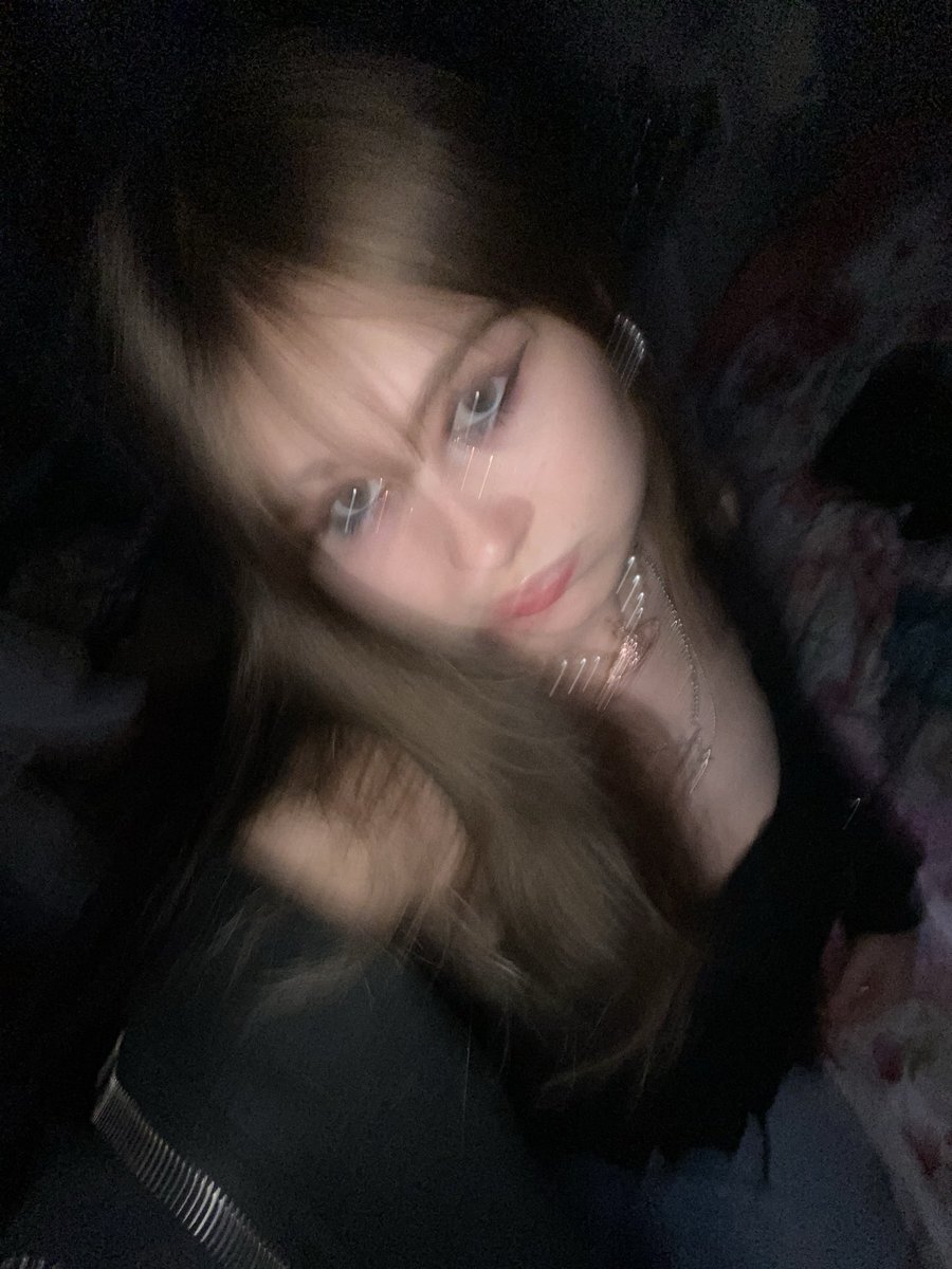elwi ⟭⟬⁷ tweet media