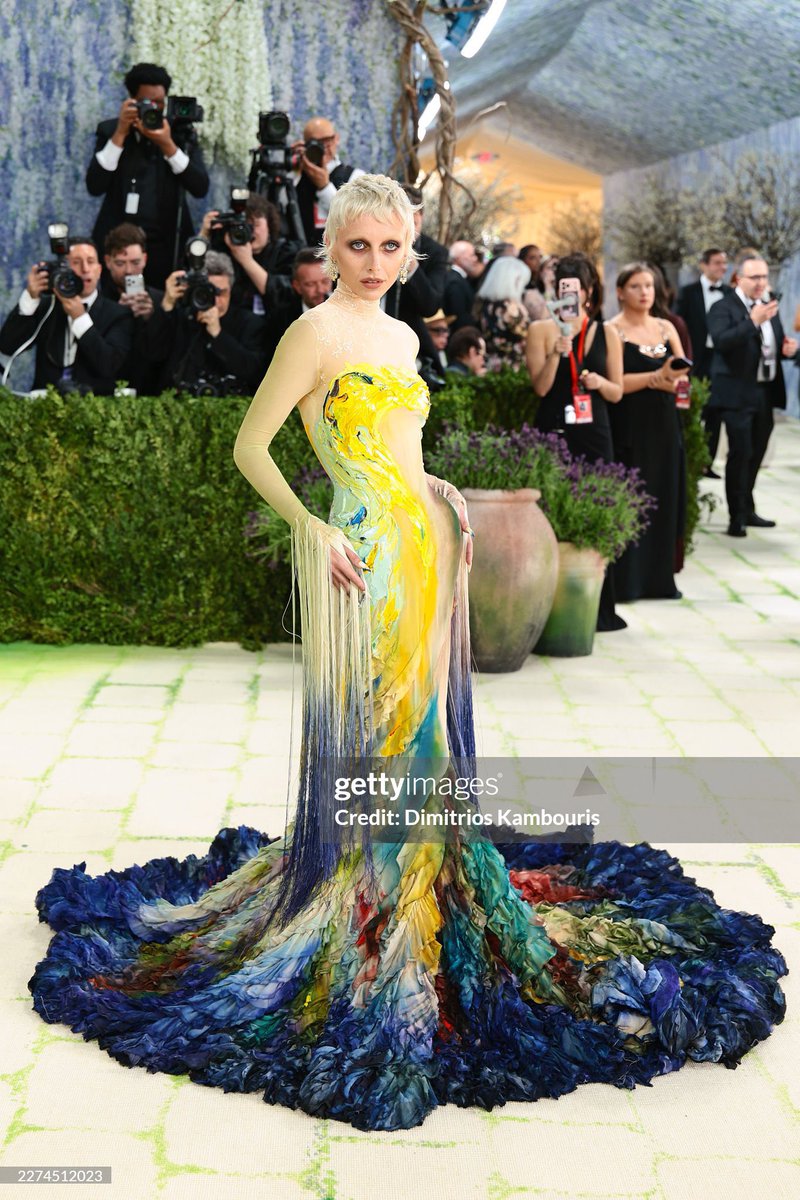 📸 Emma Chamberlain en la #METGala