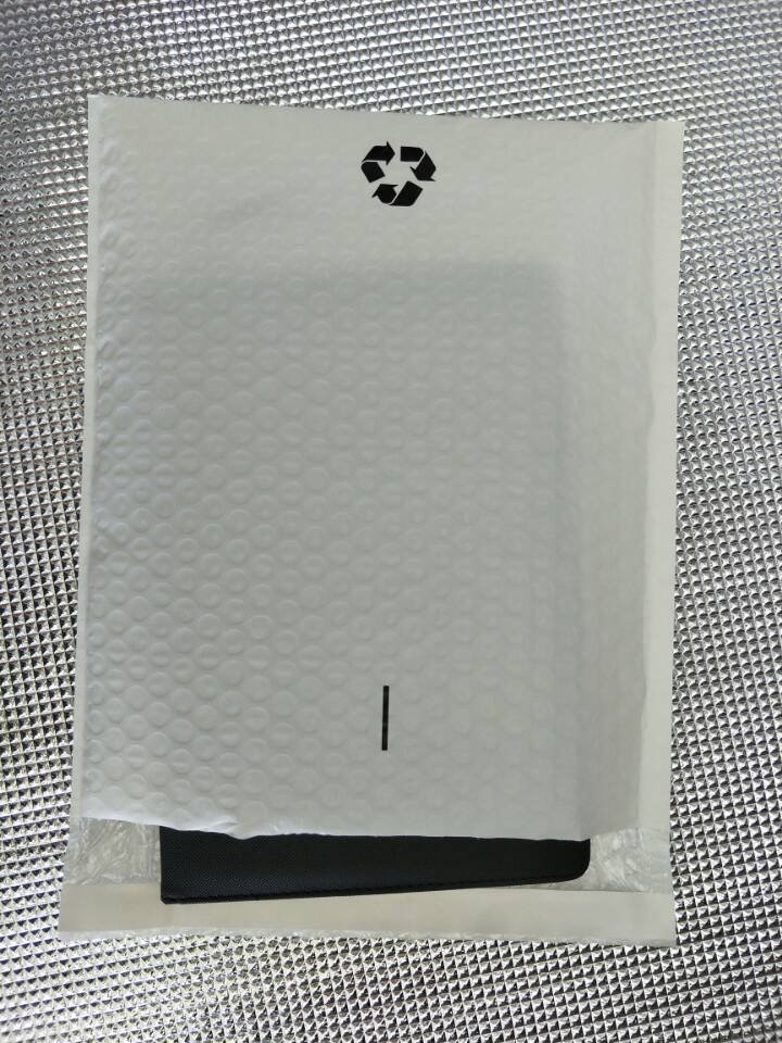 MRJJUII's tweet image. Just unboxed my @BrandName order!  Inside: the sleek [Product Name] I’ve been eyeing—perfect design u0026 quick delivery. Obsessed! #Unboxing #NewArrival #BrandNameLove