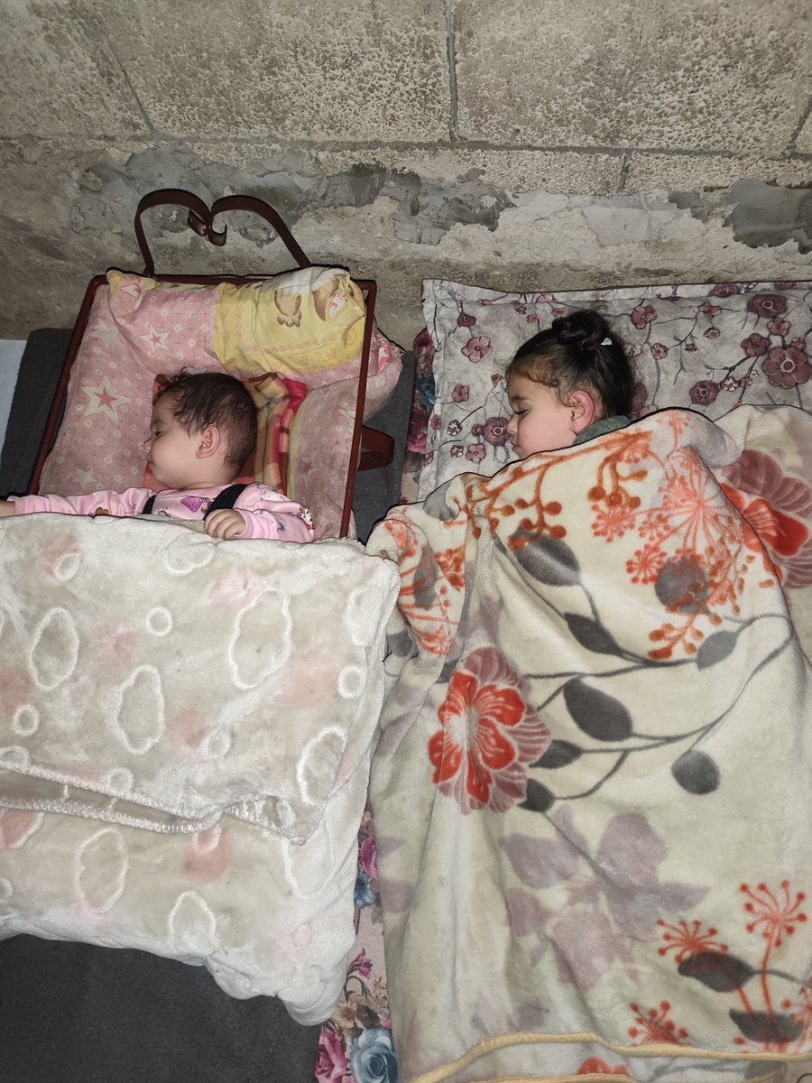HaithamElmasri1's tweet image. If we are unable to raise the funds to pay the rent, this will be the last night my children sleep in a safe place.

We still only need $500. With your help, we will be able to secure housing for my family.🙏