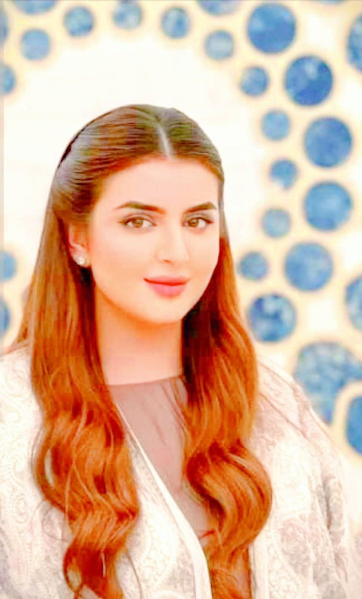 Sarah🌹 tweet media