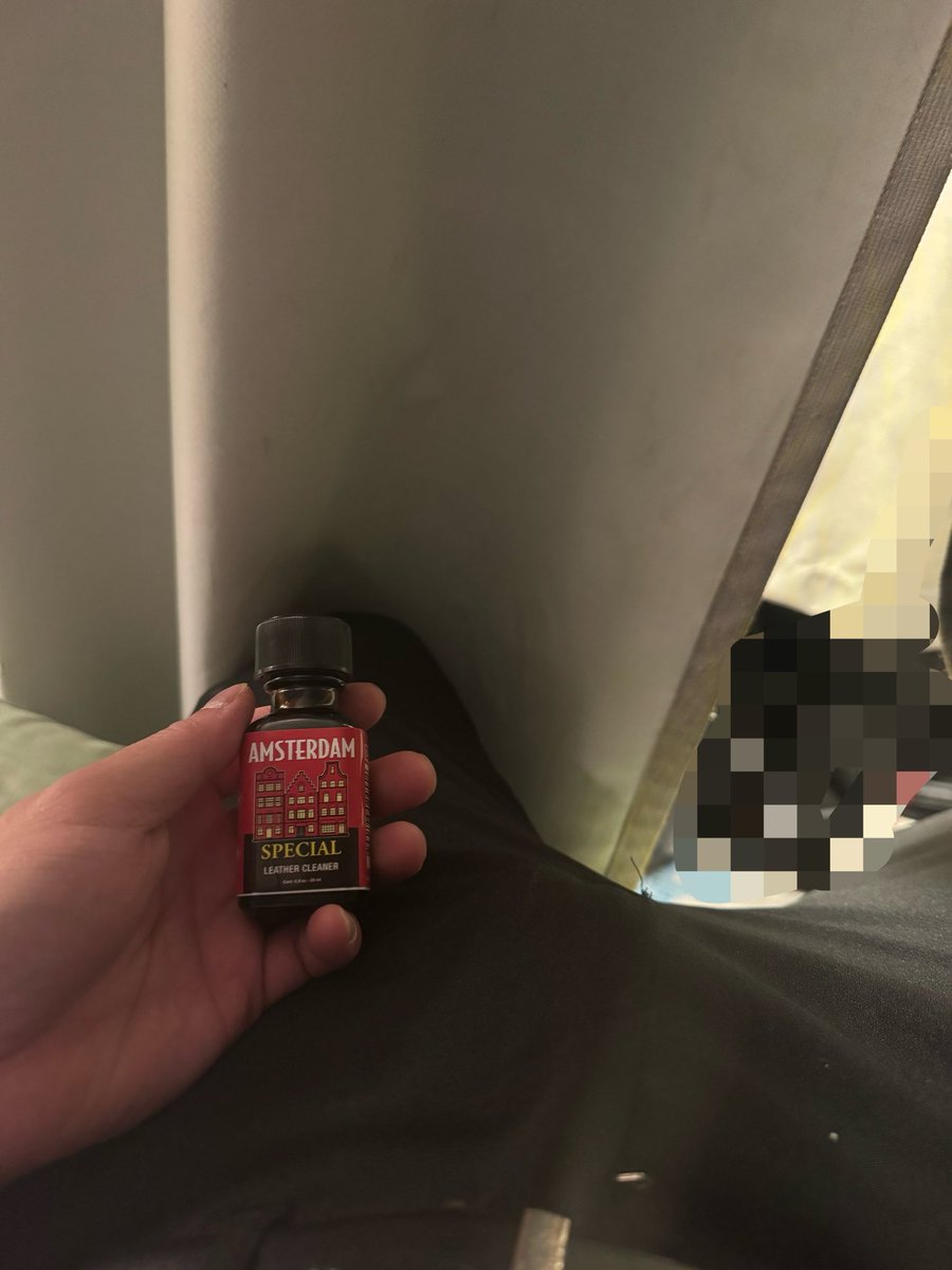 Deym Fuck! Salamat sa Nagbgay🤤🤤

Poppers + Jakol mamaya 💦💦