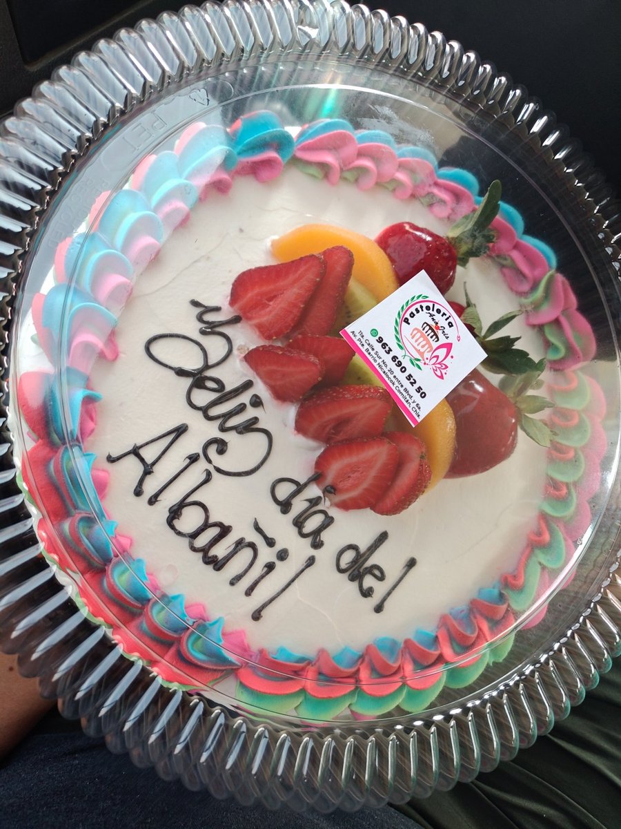 Ayer no me dieron postre
