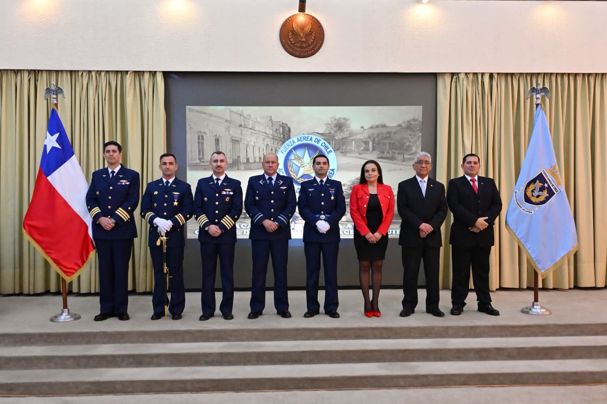 Fuerza Aérea de Chile tweet media