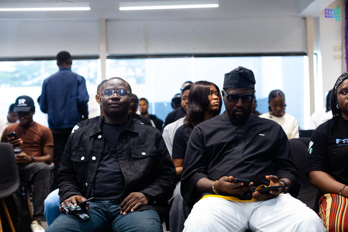 Adeola Lasisi tweet media