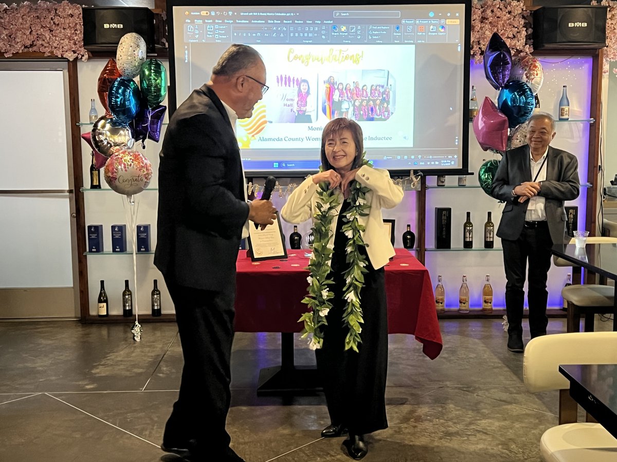 Family_Bridges's tweet photo. ✨Thanks for celebrating Monica’s induction into the Alameda County Women’s Hall of Fame with us! Your presence made the event more special.

 #familybridges #CommunityLeadership #womenleadership #acwhof #Monica #HallOfFame https://t.co/JcxhZYynoS