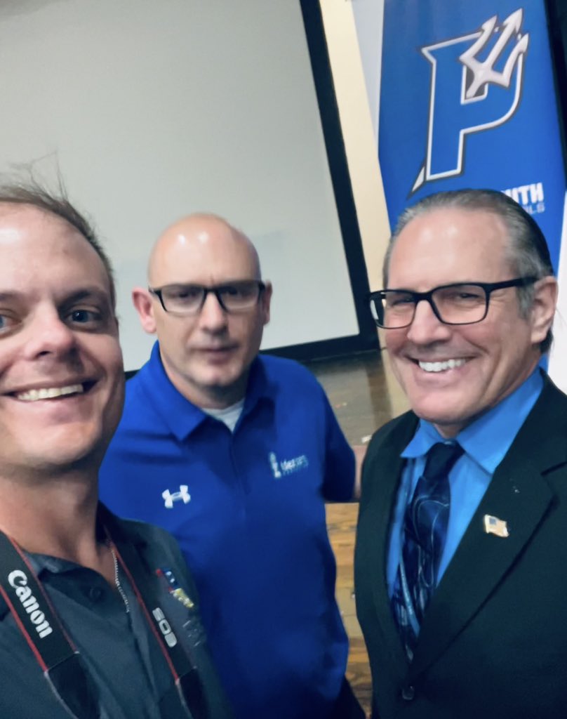 NEadvantage's tweet photo. One district, one logo. 

“This group should not be represented by somebody else’s logo. We worked our tails off for you. Literally, there is no tail in your logo. It’s gone.”

Exciting day for Plattsmouth! Full story coming! https://t.co/Ban78lEQNC