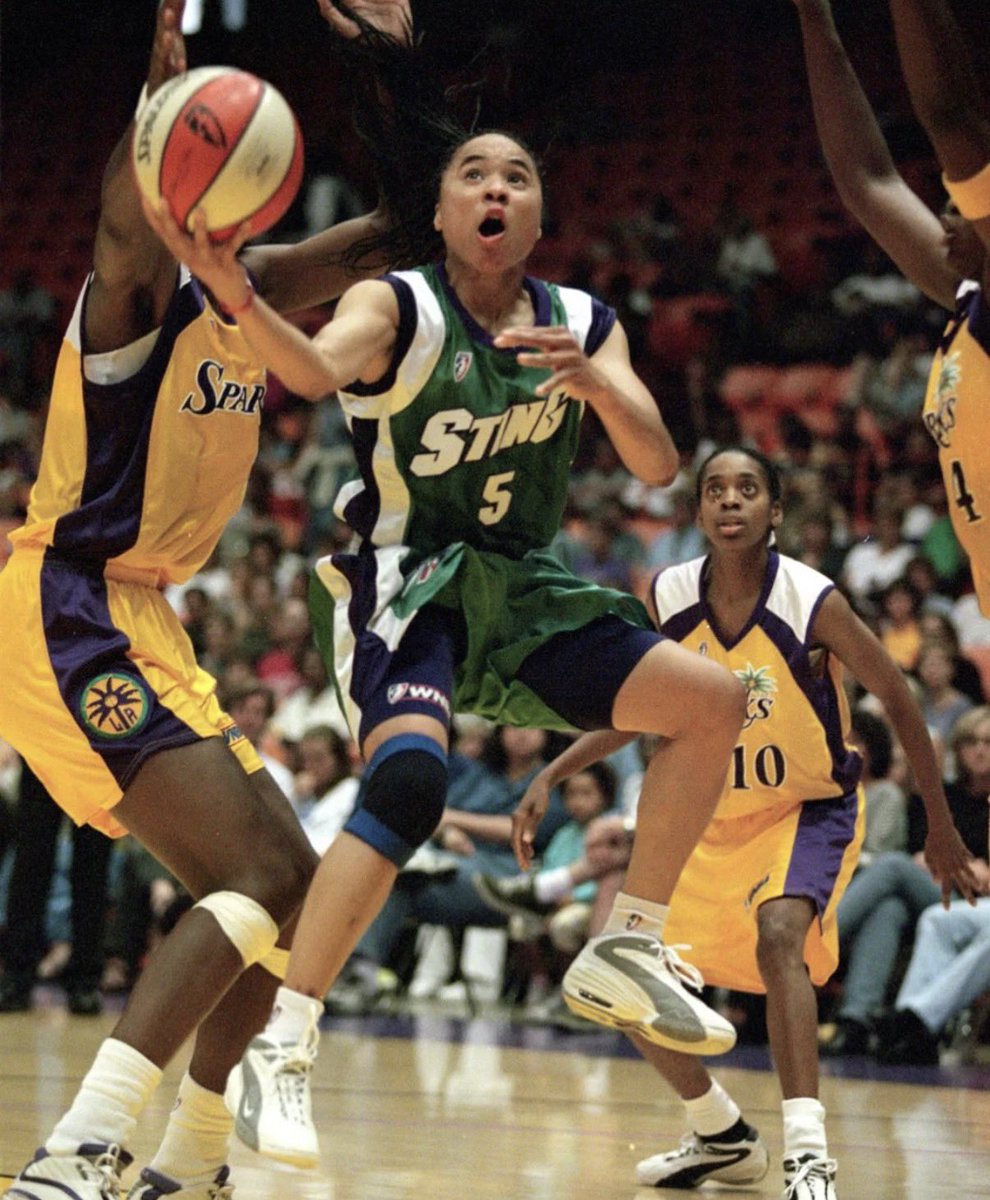 Vintage WNBA tweet media