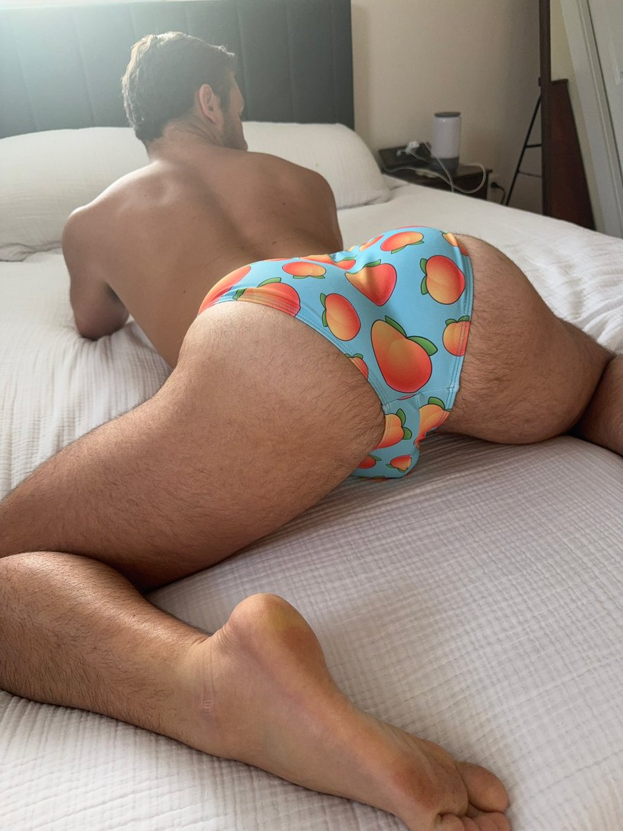 back half boy tweet media