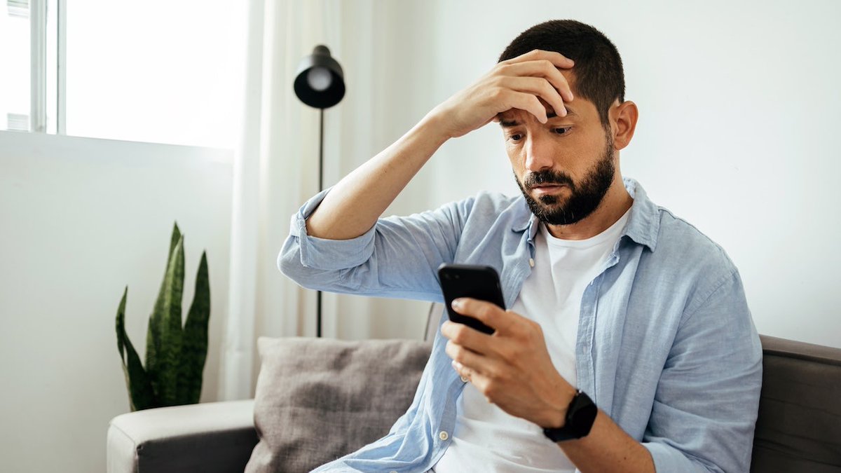 lopezunwired's tweet image. Fake traffic violation text scam uses QR codes to steal payment info dlvr.it/TSMq6T #technology #digital #transformation