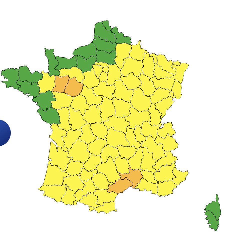 VigipreventionM's tweet photo. 🔸⛈️ De nouveaux départements viennent s’ajouter à la liste : l’#Hérault et le #Gard sont à leur tour placés en #VigilanceOrange pour #pluie-#inondation.
-> Le système pluvio-orageux commence progressivement à se mettre en place, comme en témoignent les pluies observées ces dernières heures. Le risque de réaction des cours d’eau est à surveiller, d’autant que 75 à 80 mm supplémentaires sont attendus au cours de la nuit.