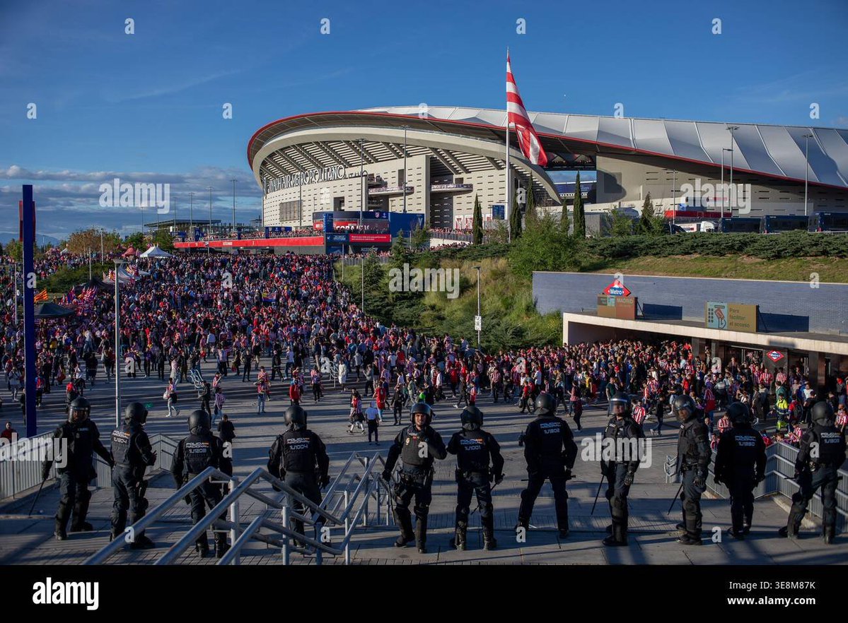 Ya está bien de REPRESIÓN y VIOLENCIA contra el @ATLETI 😱🎯👇
No somos ni DELINCUENTES ni ILEGALES ✅