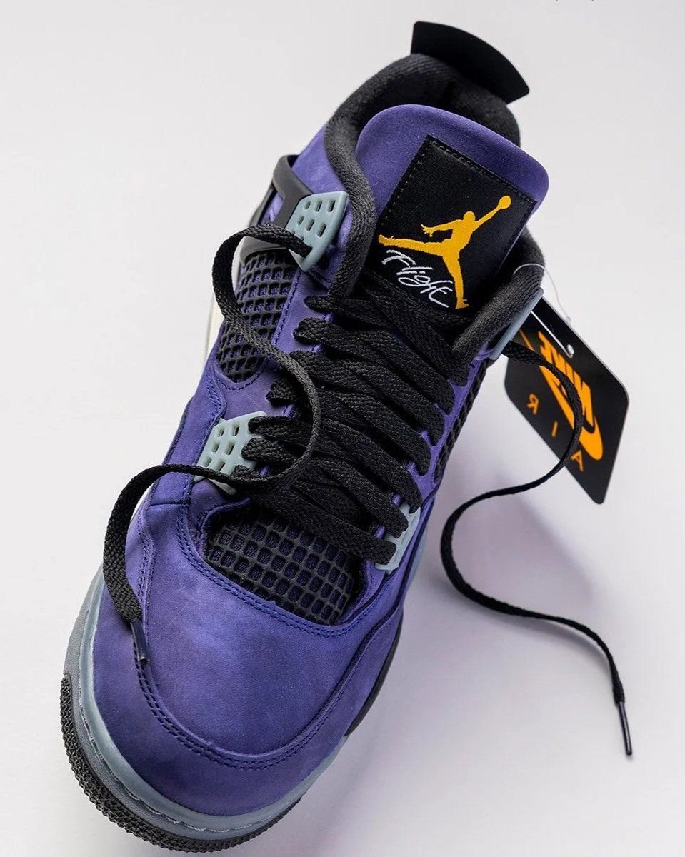 SneakerShouts's tweet photo. Restocked via Nike US 
Air Jordan 4 Retro "Lakers" 

BUY HERE: https://t.co/Lnqvmbfdm8 https://t.co/nxOFCuTYJK