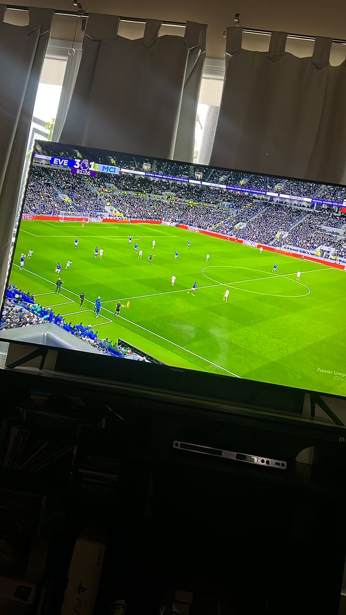 qué lindo cuando se garchan al mogolico de guardiola, equipo cagon y su técnico un caprichoso
