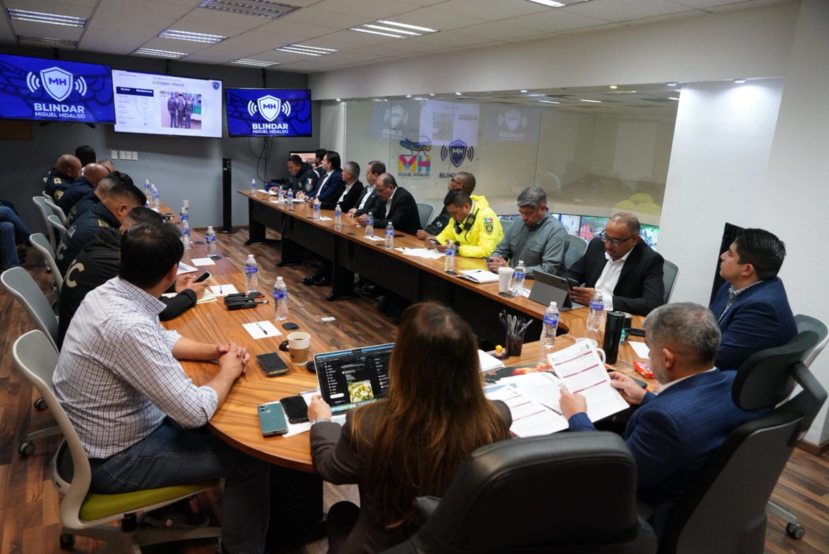 Desde el Gabinete de Seguridad reforzamos acciones para la tranquilidad de la comunidad: recuperamos espacios públicos, realizamos recorridos en mercados y mantuvimos presencia durante el Festival de las Flores, garantizando un ambiente seguro y ordenado.

Seguimos trabajando por