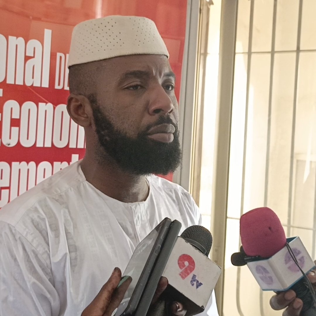 06BOUBA's tweet photo. La liberté de la presse n'est ni absolue ni sans limite. Elle repose sur un équilibre 
𝐄𝐱𝐜𝐞𝐥𝐥𝐞𝐧𝐭𝐞 𝐣𝐨𝐮𝐫𝐧𝐞́𝐞 𝐢𝐧𝐭𝐞𝐫𝐧𝐚𝐭𝐢𝐨𝐧𝐚𝐥𝐞 𝐝𝐞 𝐥𝐚 𝐋𝐢𝐛𝐞𝐫𝐭𝐞́ 𝐝𝐞 𝐥𝐚 𝐩𝐫𝐞𝐬𝐬𝐞 aux hommes et femmes de presse piliers de la paix 🕊.  
#liberty https://t.co/bm4AV4nvma