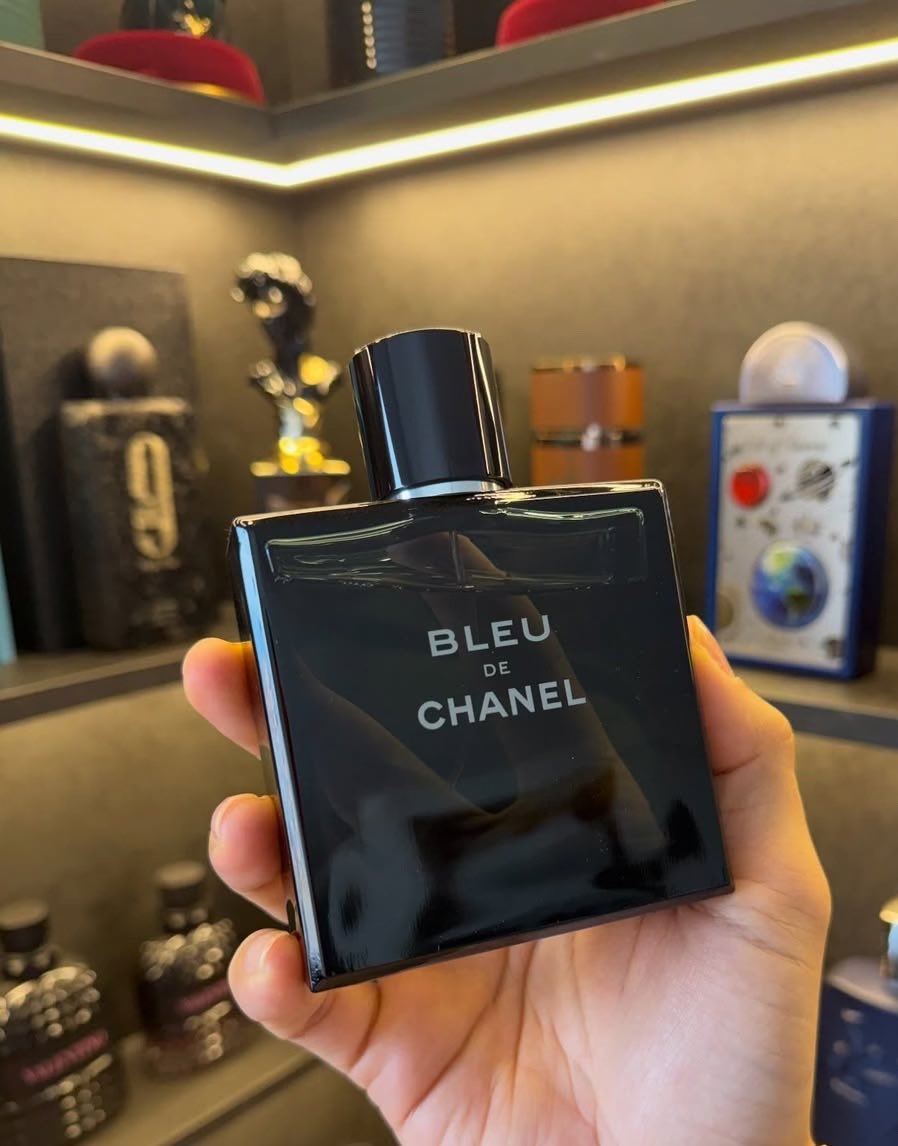 خبير العطور tweet media