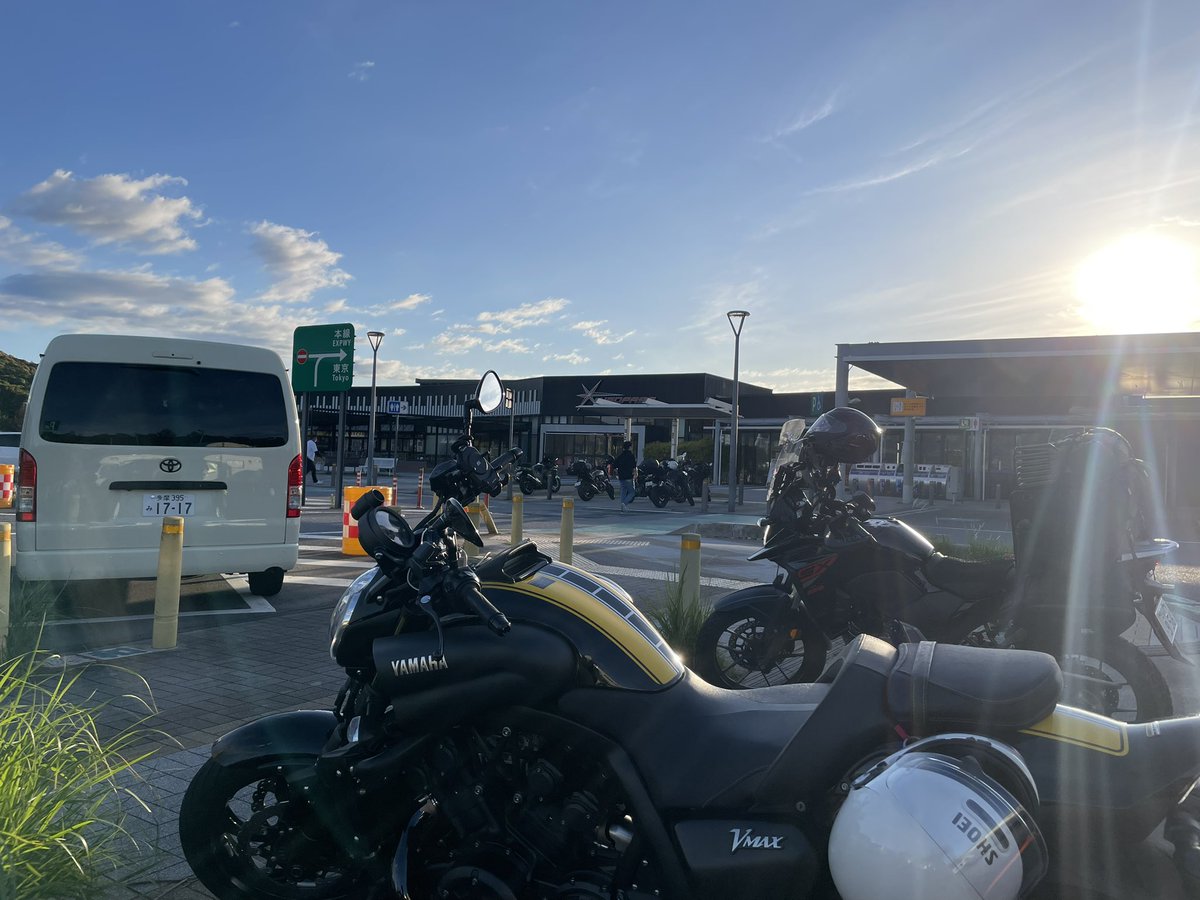 午前茶 tweet media