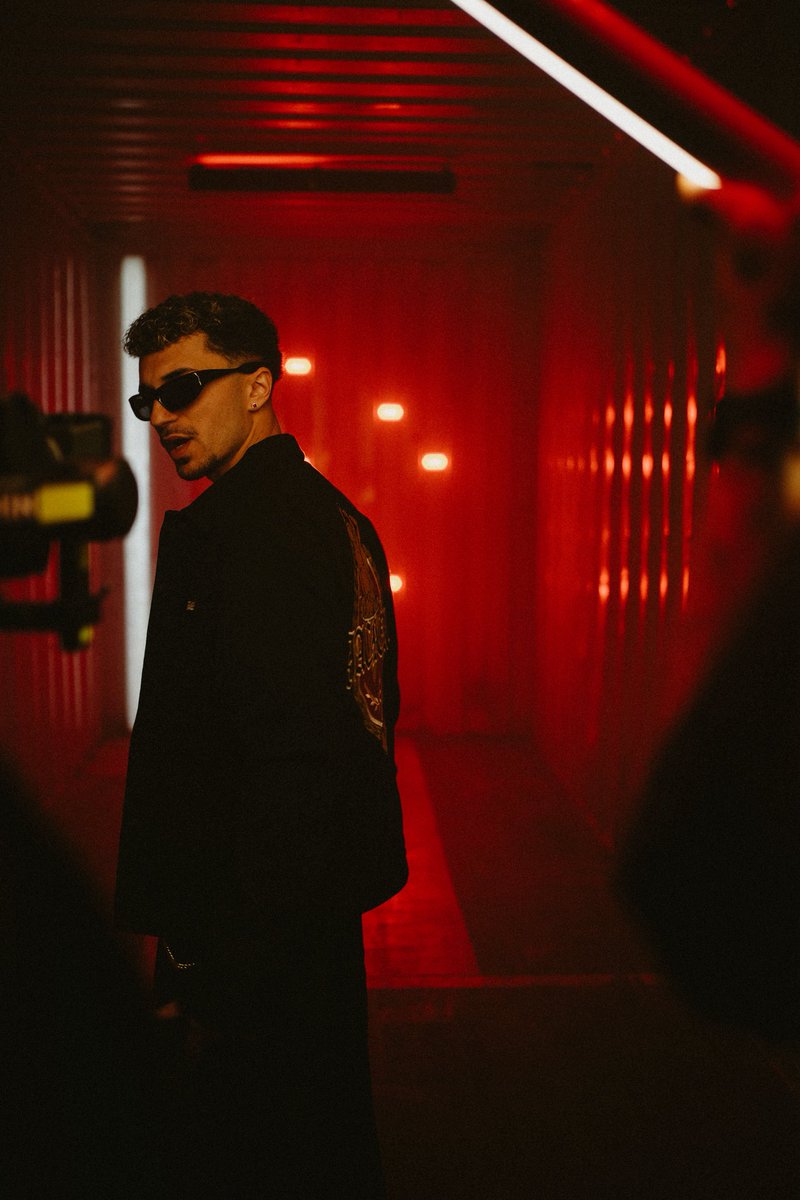 saotst's tweet photo. JAVYH #39 AFTER HOUR THE MIXTAPE 💿📹 PRODUCED BY YOUNG P. 🌍🇮🇨 OUT! https://t.co/TFlboVSBsr