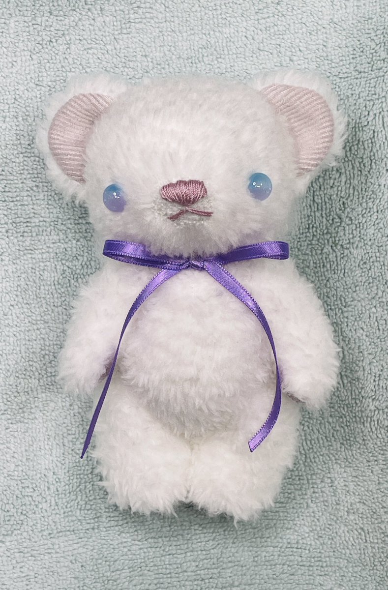 kappa_ane45's tweet photo. 本日はスパコミよろしくお願いします！

超閃華の刻 2026
【東1 さ-19b】はなかご＊どろっぷ

オリジナルテディベア
雲生、雲次、雲重　各1体
12,000円

粘土で原型を作り型紙を起こし、グラスアイもガラスをバーナーワークで製作、完全オリジナルテディベア
手の平に乗る全長10㎝位のぬいぐるみです♪ https://t.co/xzWNbFC78y