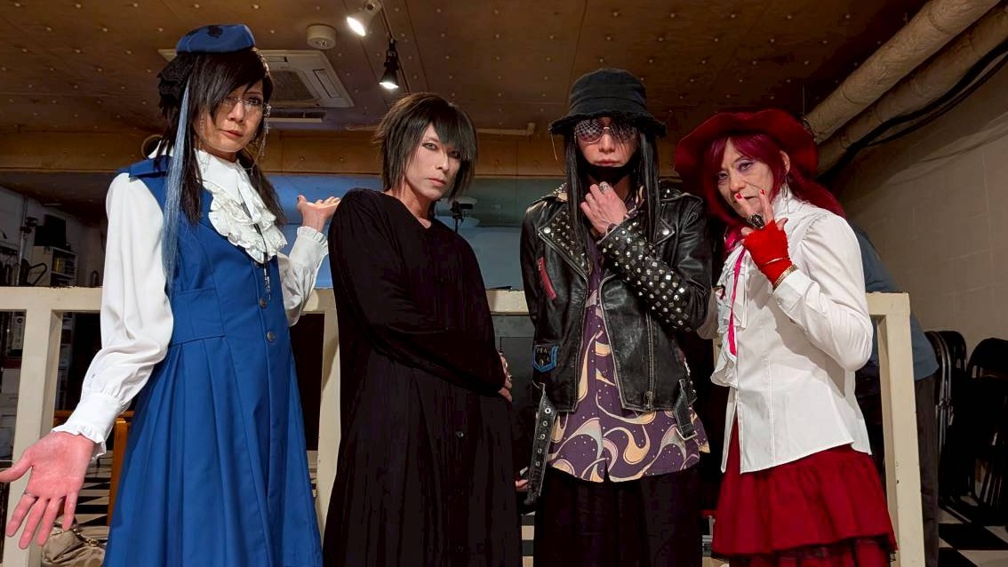 紫のアルバム tweet media
