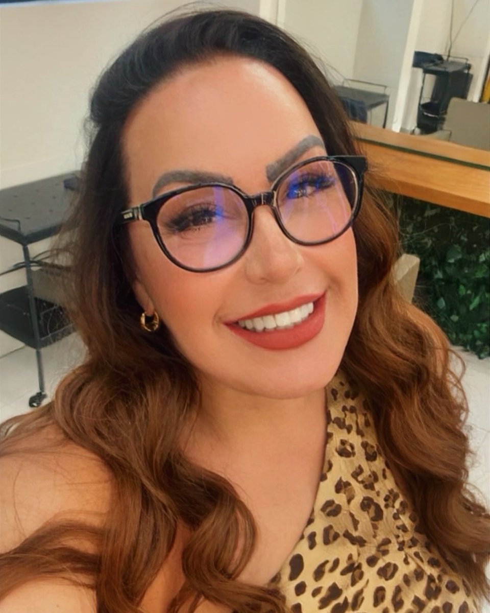 ginagarciasing's tweet photo. Nada muda se você só espera a semana começar. A mudança começa na sua atitude!! 😉👊🏼

Vamos pra cima, Família! Boa semana, meus amores! 🙏🏼❤️😘🫶🏻👍🏼☀️😎✨ https://t.co/VzMC4G0q6g