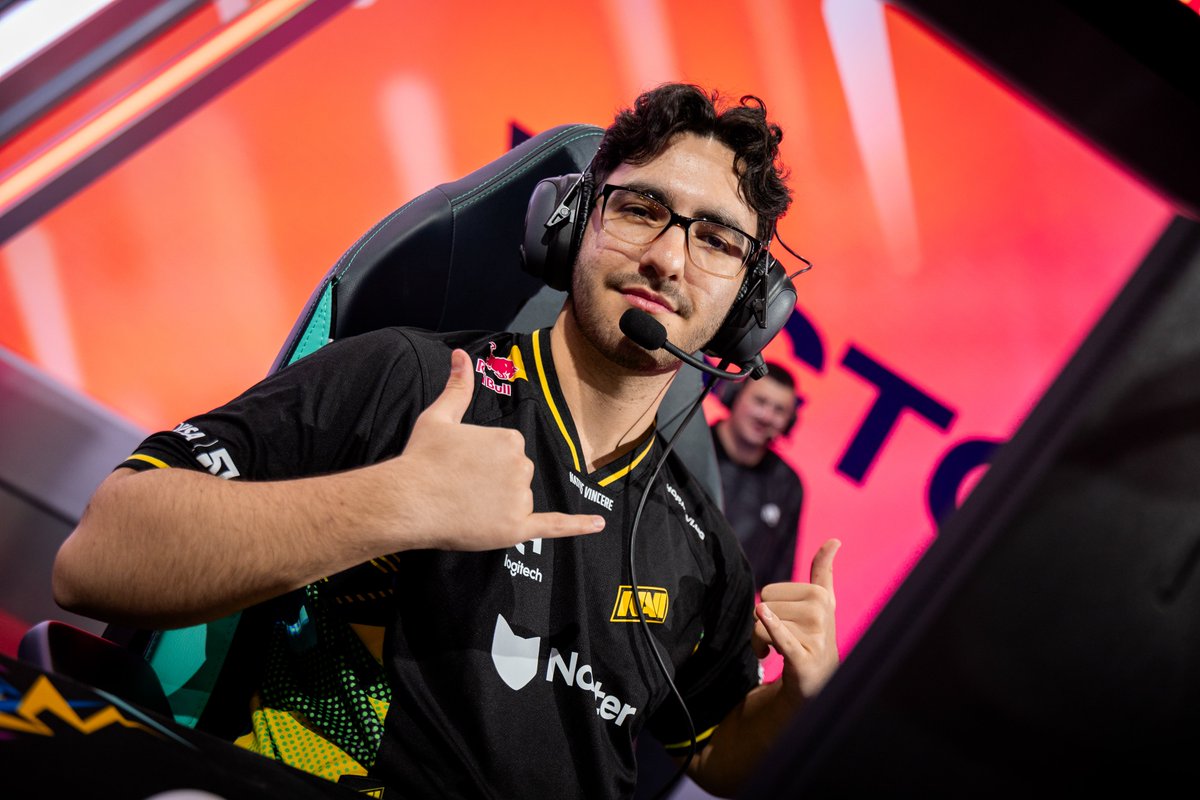 Esporin tweet media