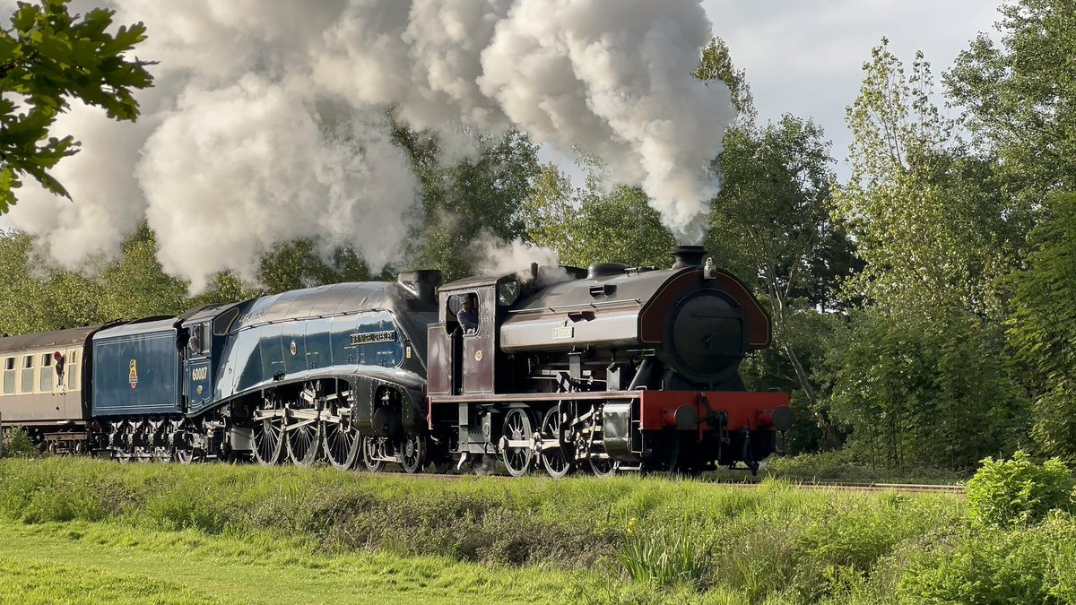 GeorgeBeany978's tweet photo. I have been down south to Somerset to attend the West Somerset Railway Spring Steam Spectacular 2026. 

The highlight was actually this evenings last run out of Minehead. 80078 was swapped with 60007 giving a brilliant double header! More photos soon! https://t.co/koUTfT3MWE