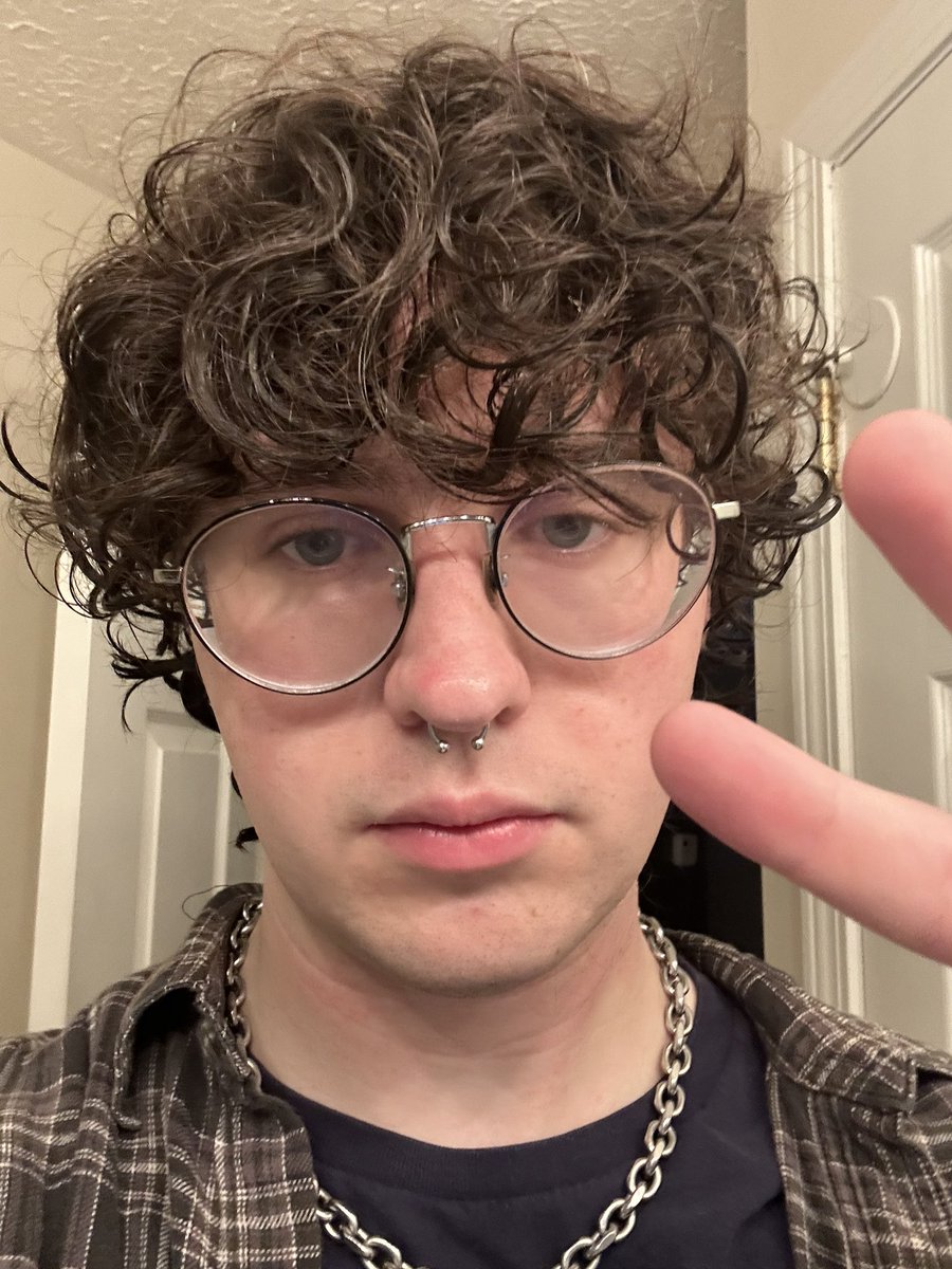 evan tweet media