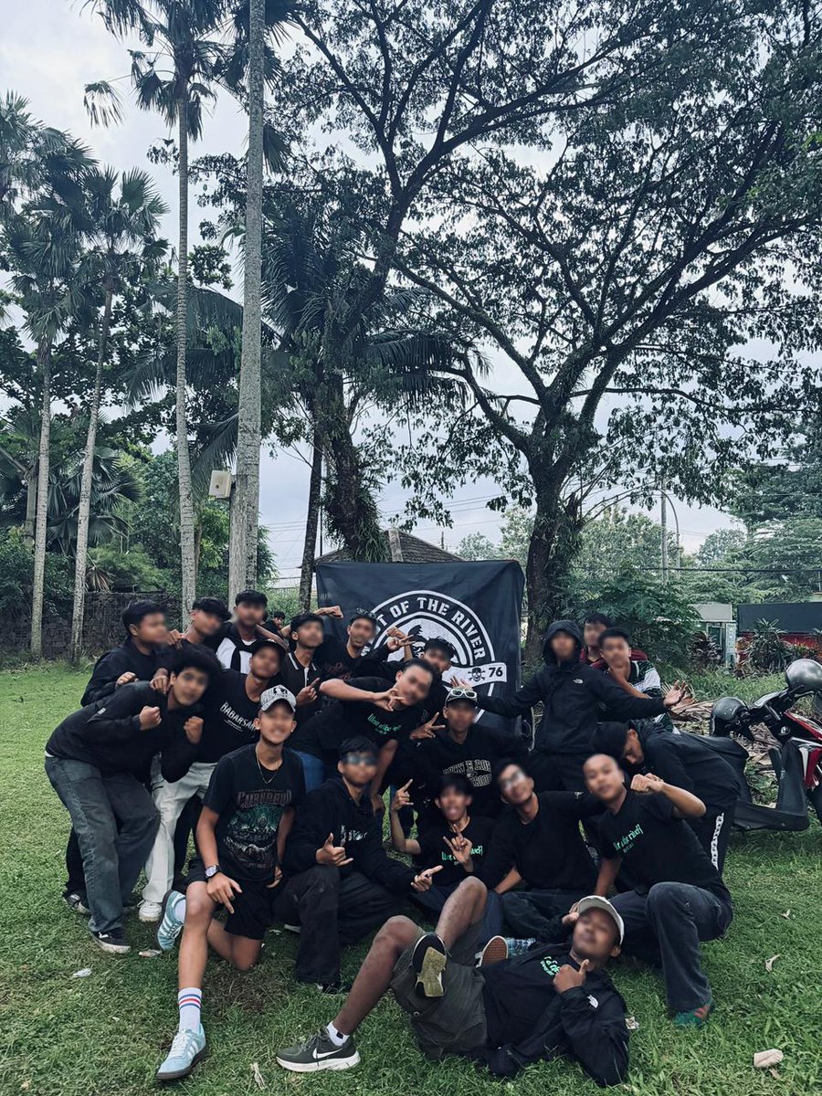 WOTR_1976's tweet photo. WE'RE BACK!! SUPER LEAGUE👊⚒️
0-3 MAY 2026

ARCHIVE | PSS SLEMAN V psis 
•
•
•
#pssleman #superleague #naikkasta #bcsxpss #wotr1976 https://t.co/YNfLx16M9g