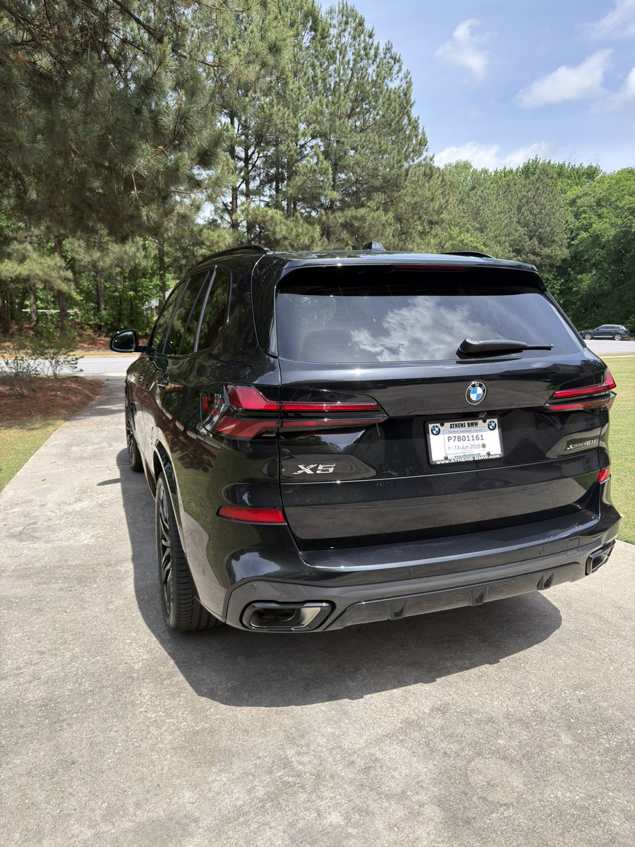 richardcostigan's tweet image. .@BMW @BMWUSA -
we are glad too be back in the #BMW family. Last two were a 330 with a M package and a 328 convertible. Looking forward to our next road trip. Thanks @BMWAthens for a great buying experience.