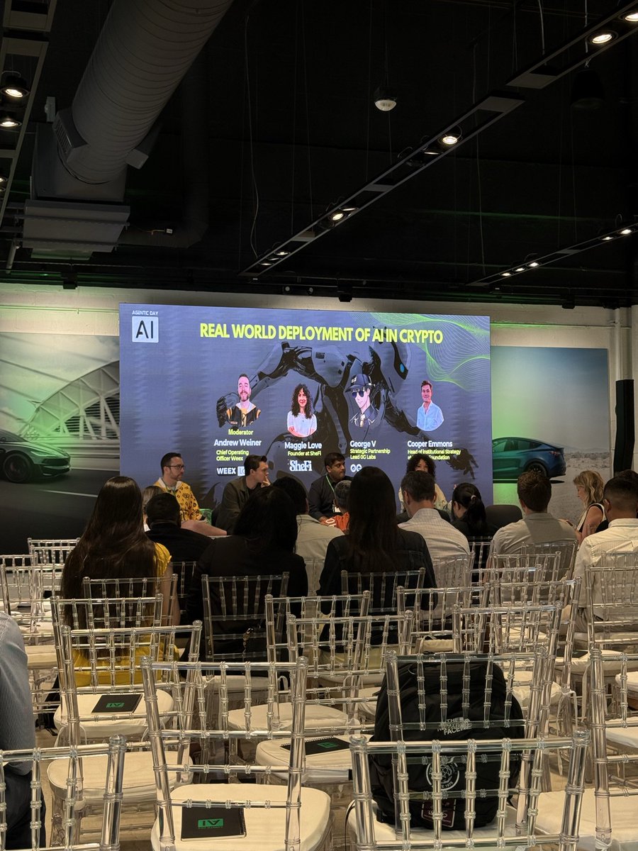 Mo Ayob tweet media