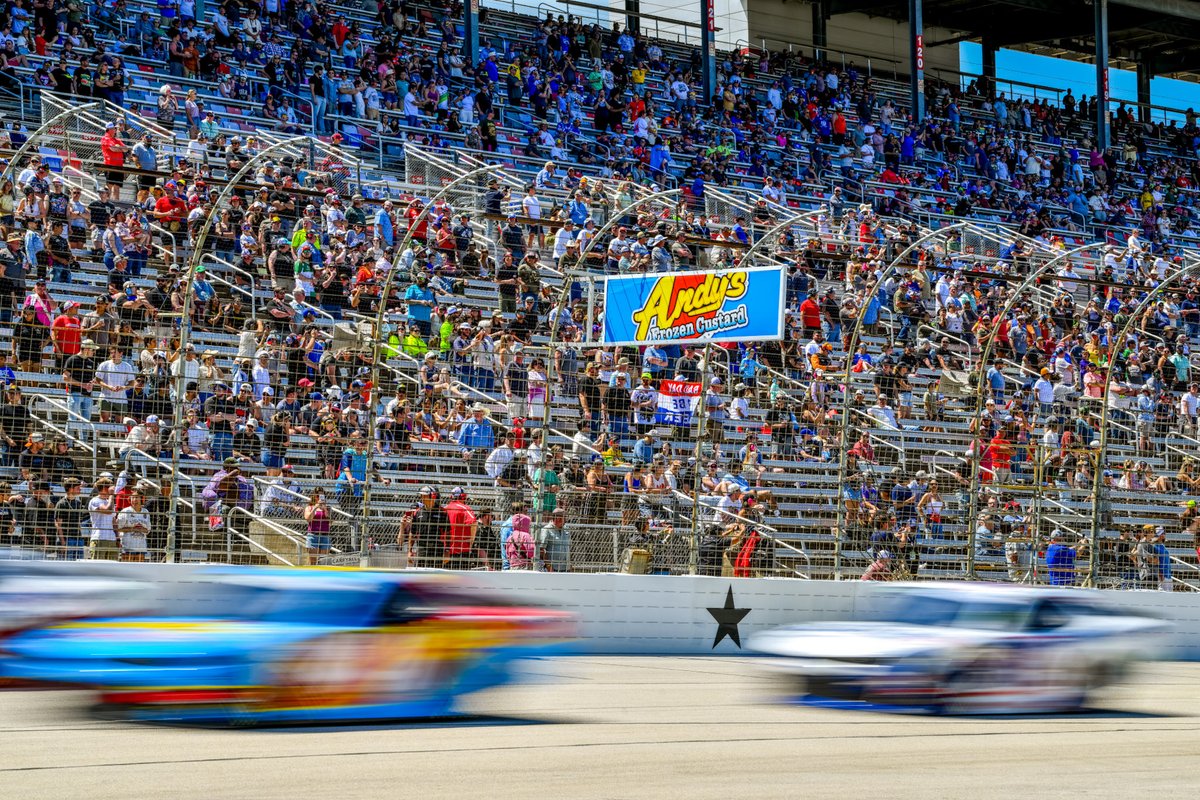 Texas Motor Speedway tweet media