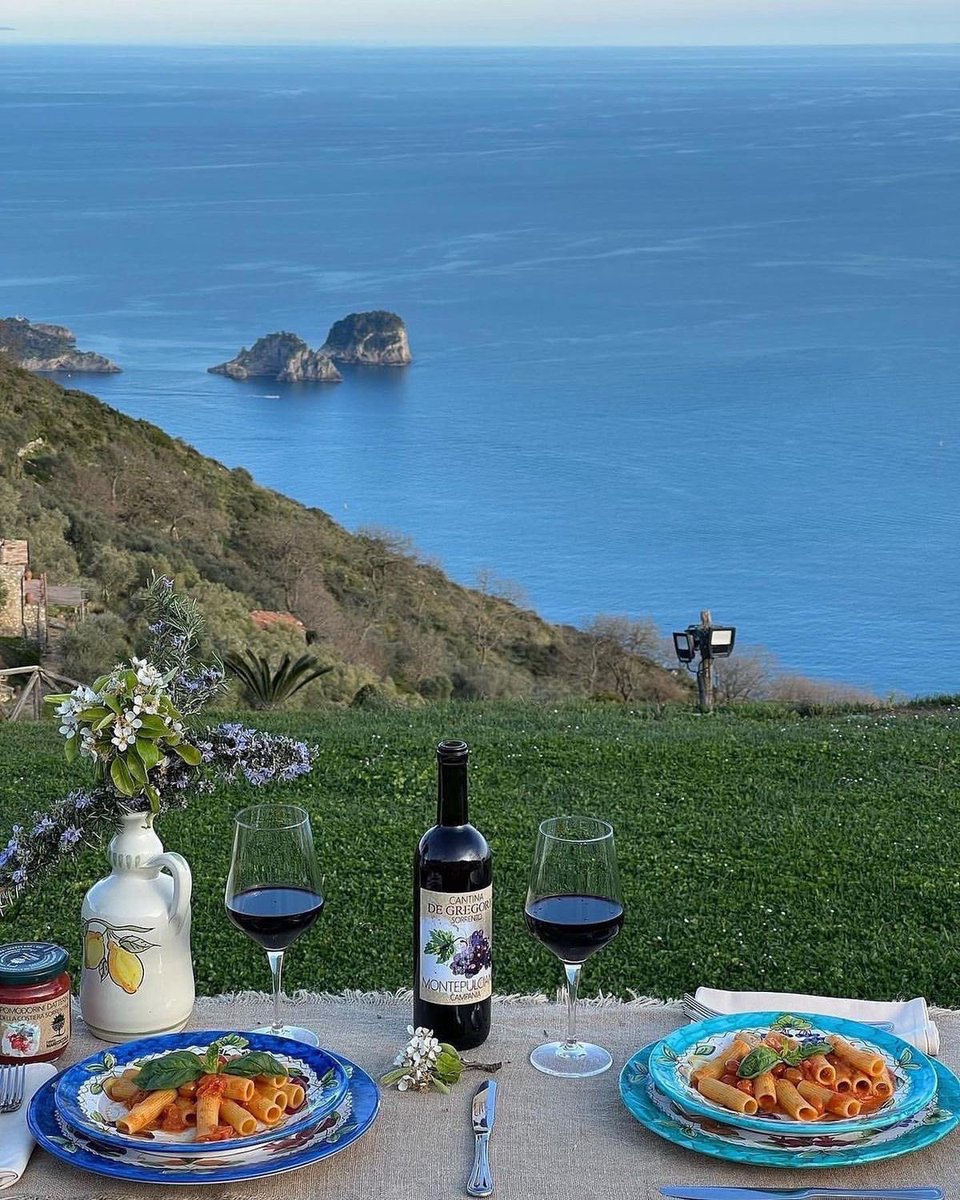 When I say dinner with a view this is what I mean