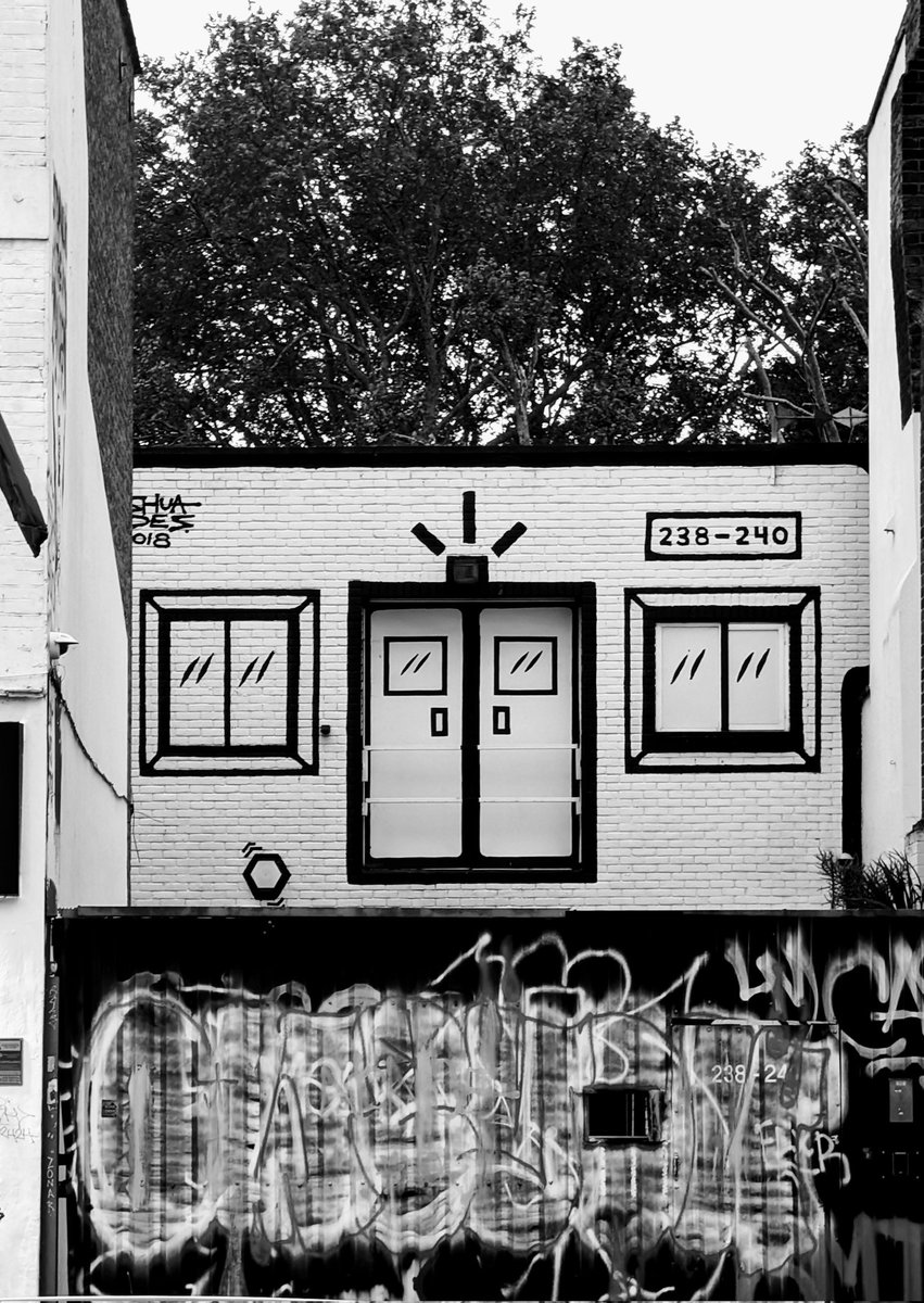 shaba81's tweet image. #blackandwhite