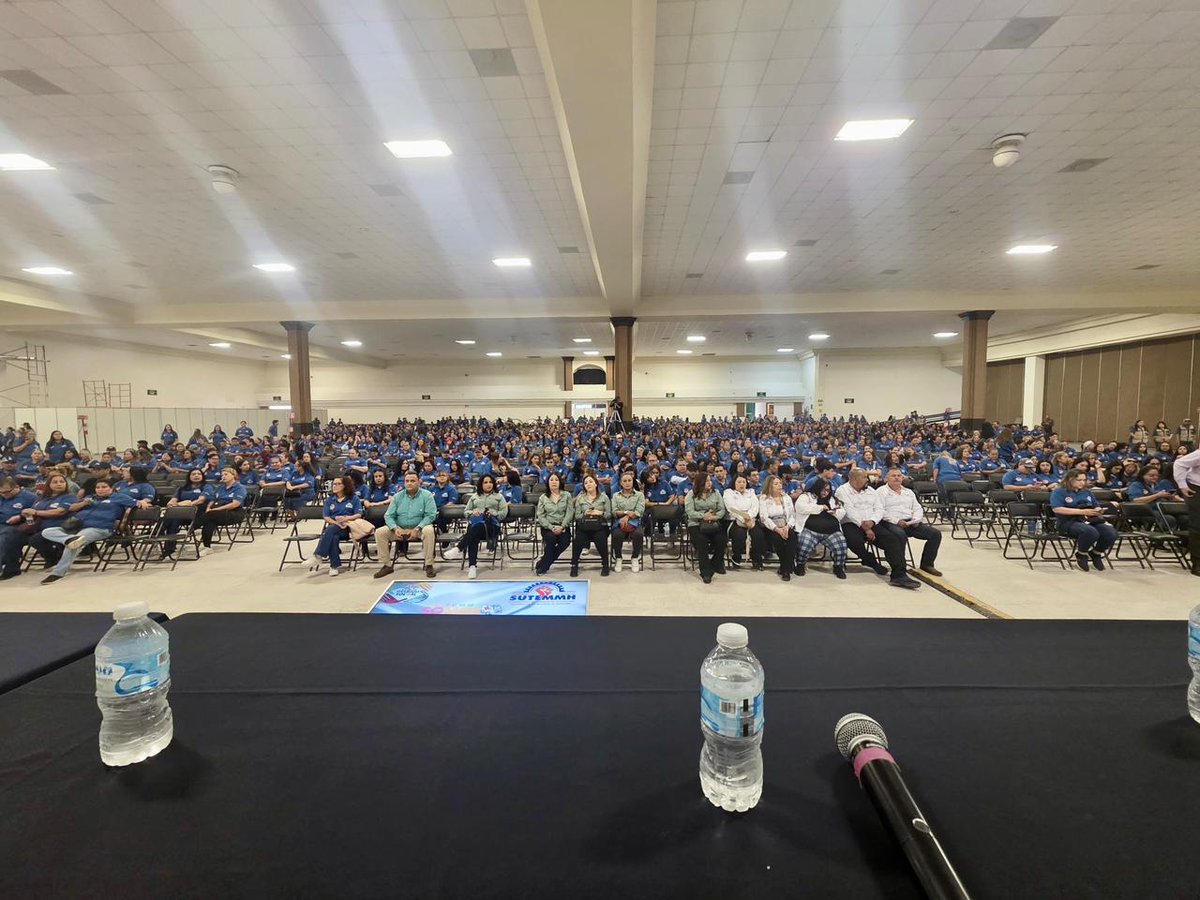 omarmurrietag_'s tweet photo. Más de 2,500 trabajadoras y trabajadores reunidos para conmemorar el 1 de mayo. Eso lo dice todo. Gracias a la @ctmsonora , a @JavierCTMSonora y
@OscarOrtizCTMS por la invitación, y al Gobernador @AlfonsoDurazo por la confianza de representar a su gobierno en este espacio. https://t.co/lK1LbCIPDR