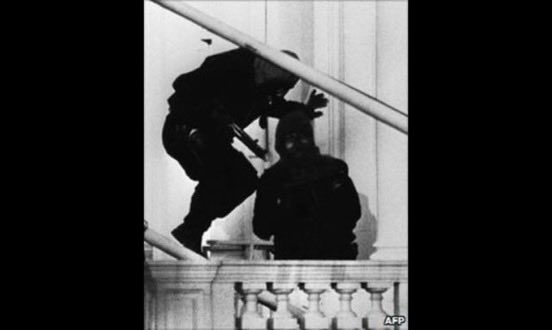 cater_paul's tweet image. 46 years ago on 5th May, 1980, the fine men from the SAS ended the siege at the Iranian Embassy in London.

#Iranian #SAS